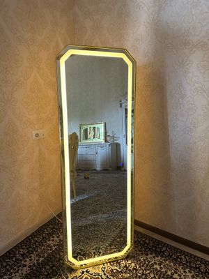 Продается зеркало новое, недавно купила, цена 100$