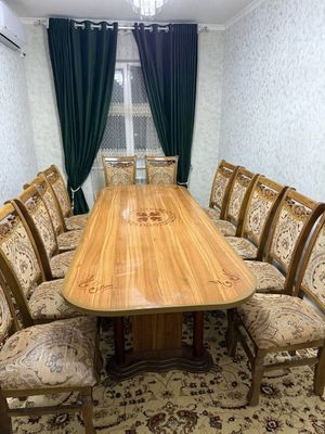 12 kishilik yangi stol-stul sotiladi