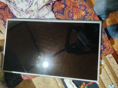LG 32 TALI