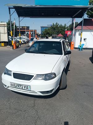 Нексия Донс 1.6 люкс с кондиционером