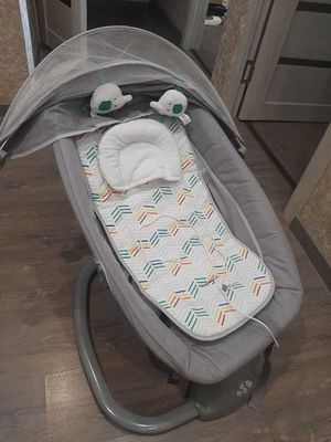 Шезлонг детский, качалка с музыкой