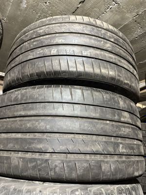 MICHELIN made in U.S.A 325/35/23