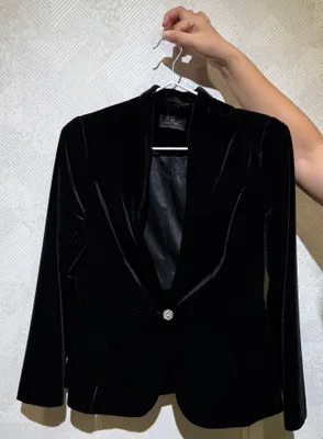 Женский бархатный пиджак