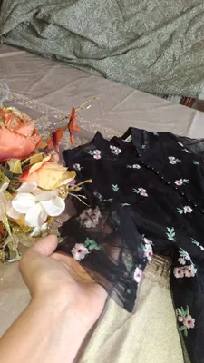 Ayollar oqshom libosi