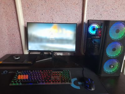 фулл комплект игровой пк тянет всё