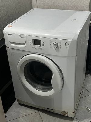 Beko kir yuvadigan moshina sotiladi