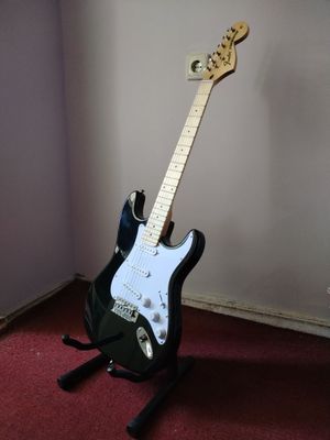 Электрогитара Fender Stratocaster