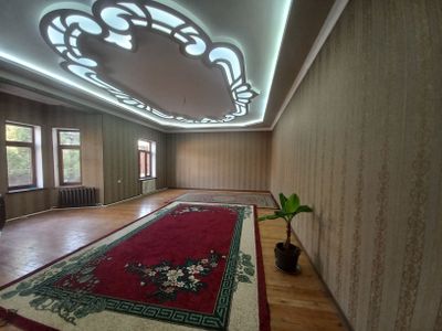 Участка сотилади