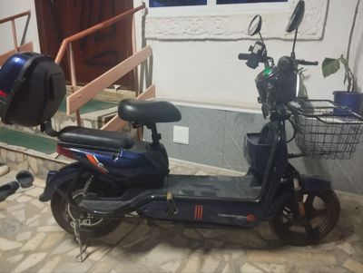 Skuter sotiladi xolati yangi