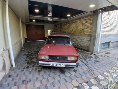 2104 sotiladi 1990 yil