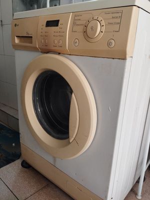 Стиралная машинка LG 5kg 500минг