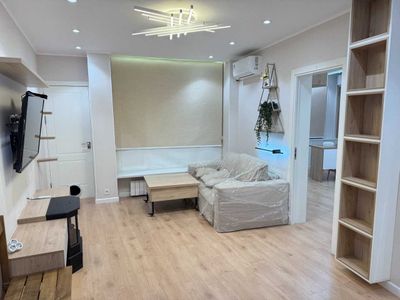 Сдается аренду 3х-ком. квартира, Проспект Космонавтов, дом Жемчуг.