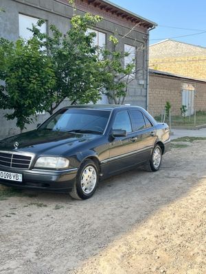 w202 Sotiladi yoki obmen