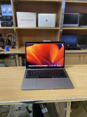 MacBook Pro 2017 | Ideal Xolatda | core i5 protsessor