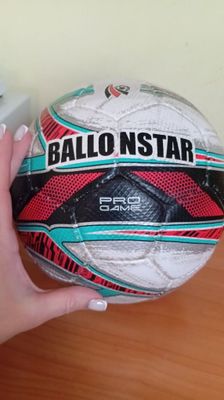 Продается футбольный мяч BALLONSTAR