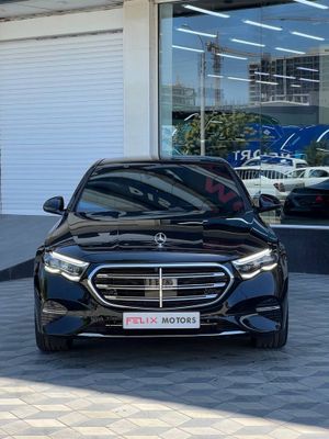 Mercedes-Benz E300 W214