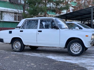 Lada Ваз 2107 (жигули)