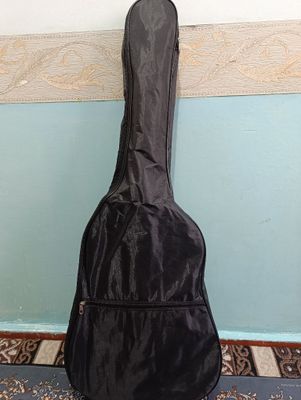 Classic gitara sotiladi razmeri 38 i