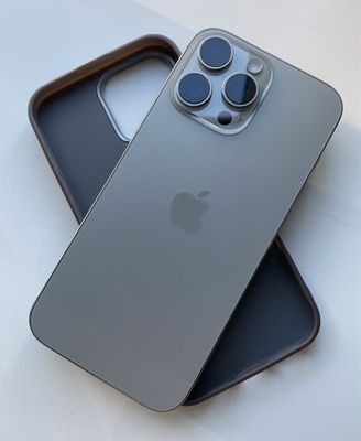 Продается Iphone 16 pro max