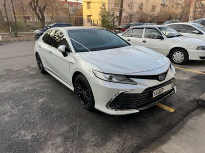 Toyota Camry Hybrid Grande гибрид срочно