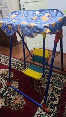 Детская качеля