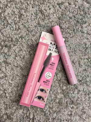 Volume Mascara tushi