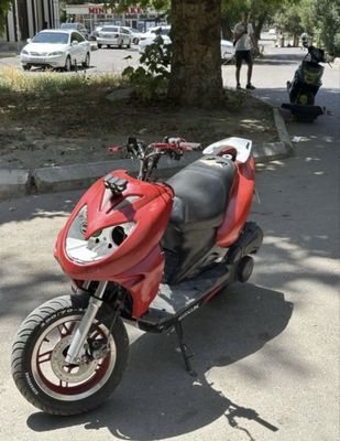 skuter sotiladi 150 kuba