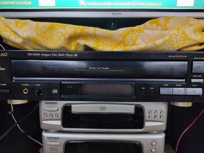 TEAC pd-d900 cd changer