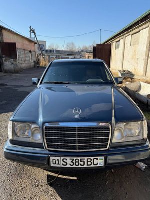 Mercedes benz E280