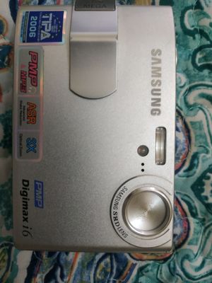 цифровой фотоаппарат samsung.
