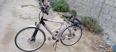 Germaniski velosiped sotiladi.