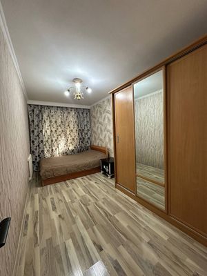 Аренда.Чиланзар 25кв 2/1/4 Орр бассейн Синдбад