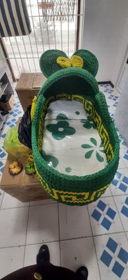 Детская вязаная люлька
