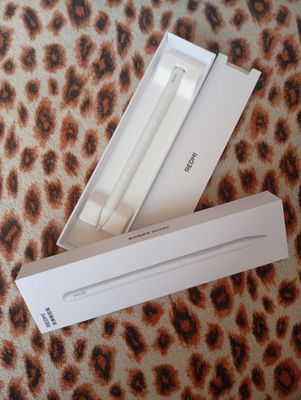 Redmi pencil yengide 1 marta zaryatka qilingan unaqa ishlatilmadi