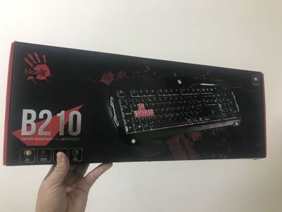 Игровая клавиатура Bloody B210