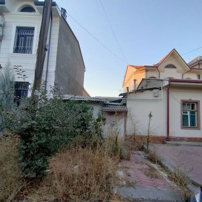N4653 Mirzo Ulugbek tumani Center Nikitina 2.05 sotix