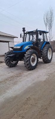 New Holland Ts 135 трактори сотилади нархини келишиб бераман