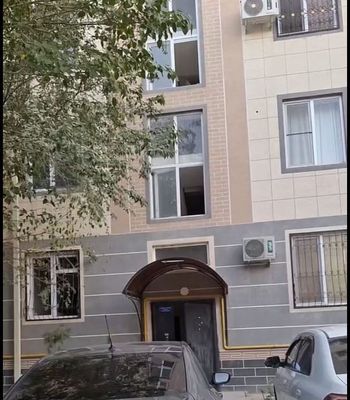 Navoiy shahar vayenni garadok 1 magazin orqa tarafidagi yani dom