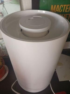 Срочно продам увлажнитель воздуха