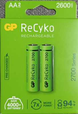 GP ReCyko аккумуляторные батарейки АА объем 2700 mAh