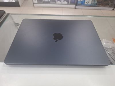 Macbook air m3 100 % emkost