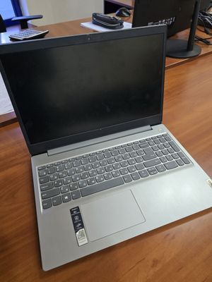 Lenovo Ideapad 3, Inter Celeron, 4Gb, 1Tb.