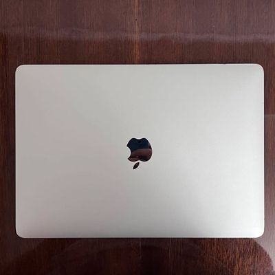 MacBook Pro M1 2020 | 8GB RAM | 512GB SSD | Ideal Holatda!
