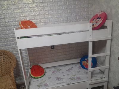 detiskiy karavat matirasi yuviladi 300 000 srocniy