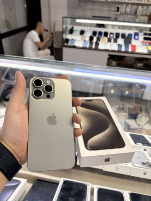 iPhone 15 Pro Max 256 gb natural