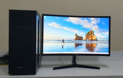 Продаётся компьютер Монитор SAMSUNG 24 Видеокарта Gigabyte GT