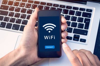 Wi-fi router ornatib beramiz yuqori tezlik bilan