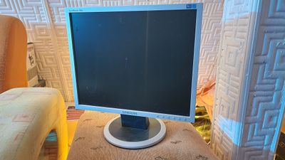 Монитор samsung 17" 1280x1024