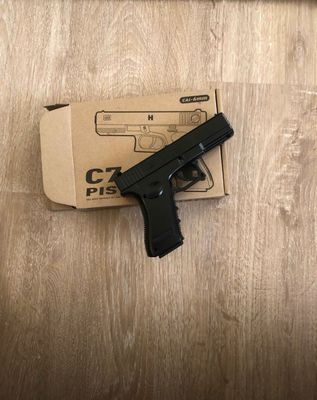 Metall o'yinchoq Pistolet