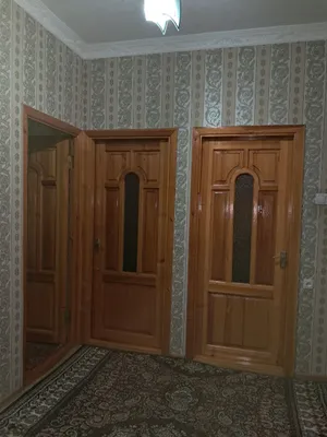 1 etaj 4 xonali 2 ta xovlisi bor